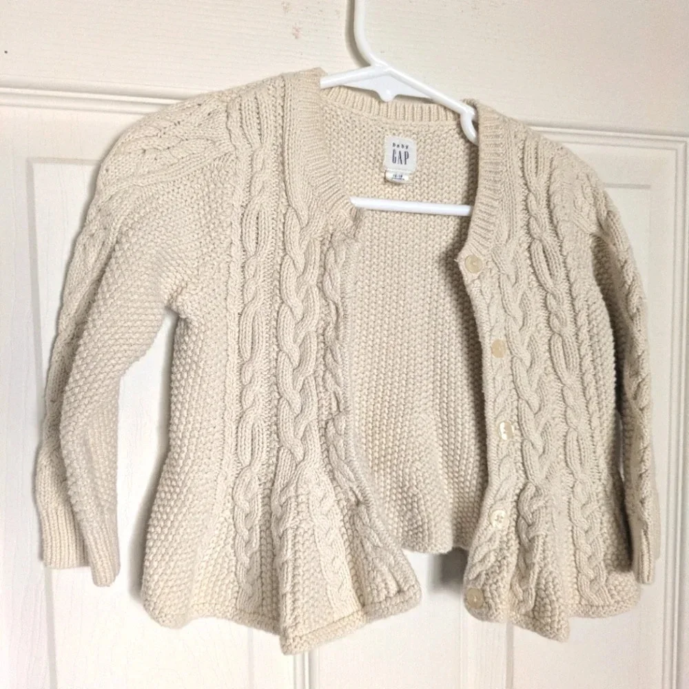 Baby Gap 100% Cotton Cable Knit Cream Cardigan Toddler size 12-18m